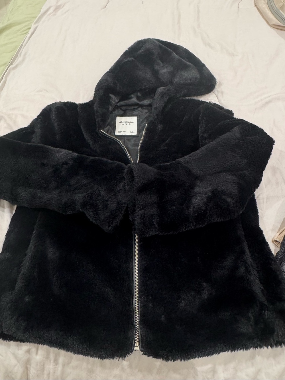 Abercrombie & Fitch women’s Black Faux Fur Hooded Jacket